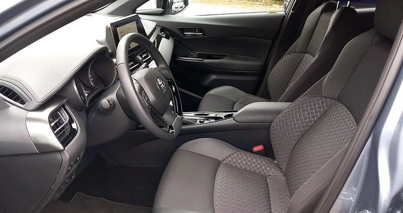 Toyota C-HR cena 124800 przebieg: 12227, rok produkcji 2023 z Tychy małe 172